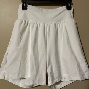 Halara Softly Zero white shorts large